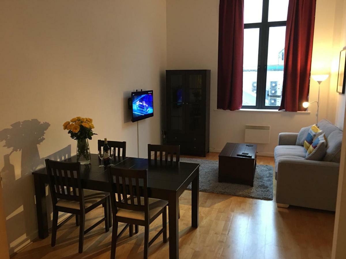 Stylish City Centre Apartment Cardiff Exterior foto