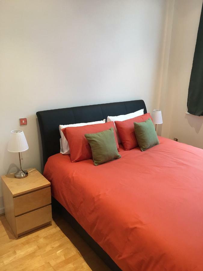 Stylish City Centre Apartment Cardiff Exterior foto