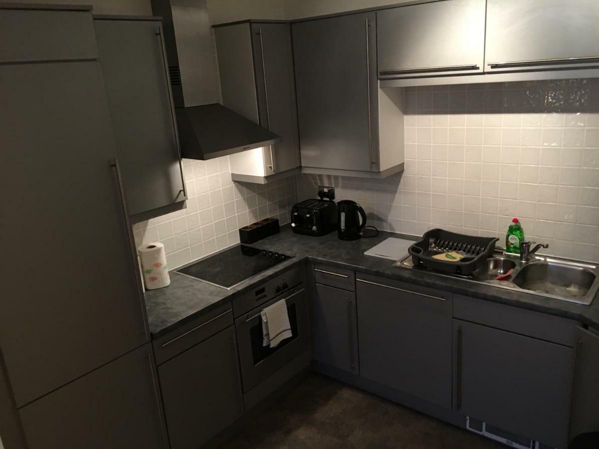 Stylish City Centre Apartment Cardiff Exterior foto