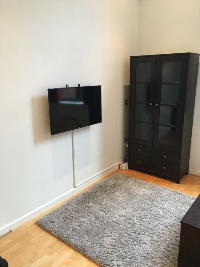 Stylish City Centre Apartment Cardiff Exterior foto
